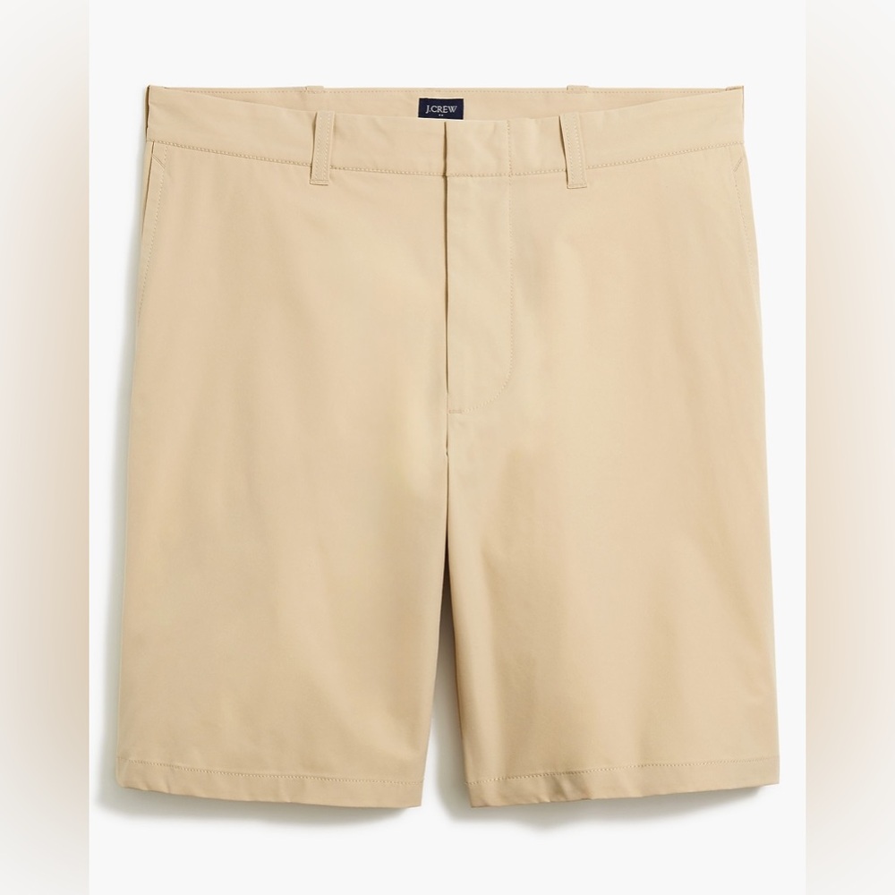 J. Crew Factory Tech 9” Men’s Sand/Tan Flat Front
